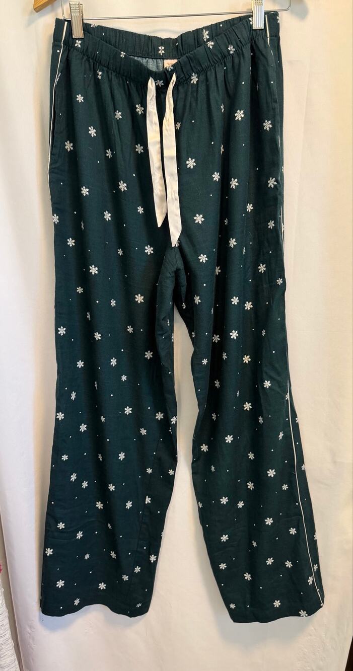 Victoria's Secret Cozy Dark Green Snowflake Pajama Pants Women's Size M